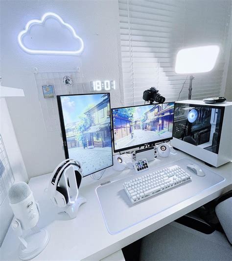 Creating A Clean And Minimalist White Gaming Setup: Tips And .